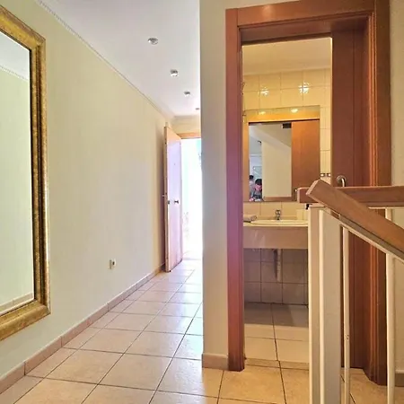 Big And Beautiful House Apartamento *