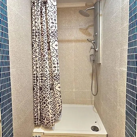 דירה Big And Beautiful House